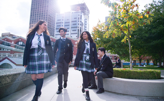 アレクサンダー・アカデミー(BC州)