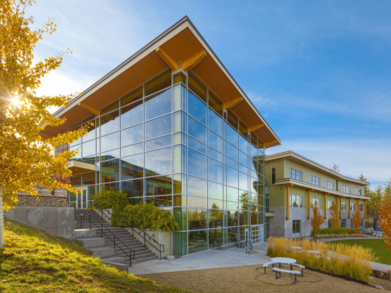 アバディーン・ホール・プレパラトリー・スクール（BC州）