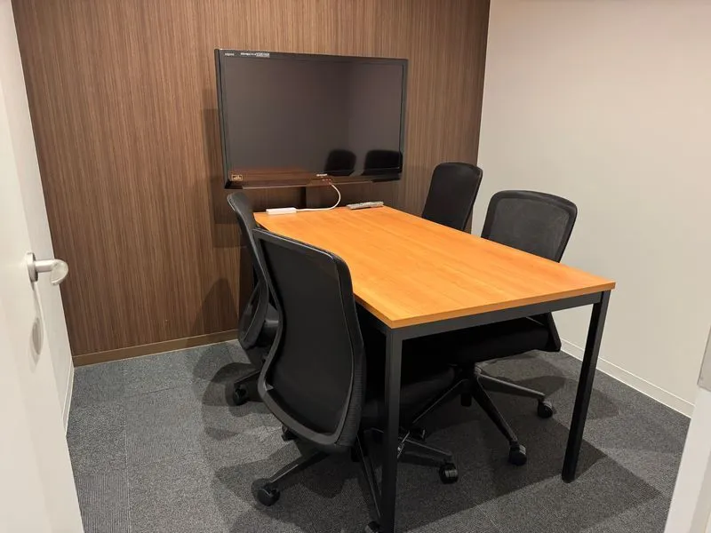 相談会を行う4名用の個室